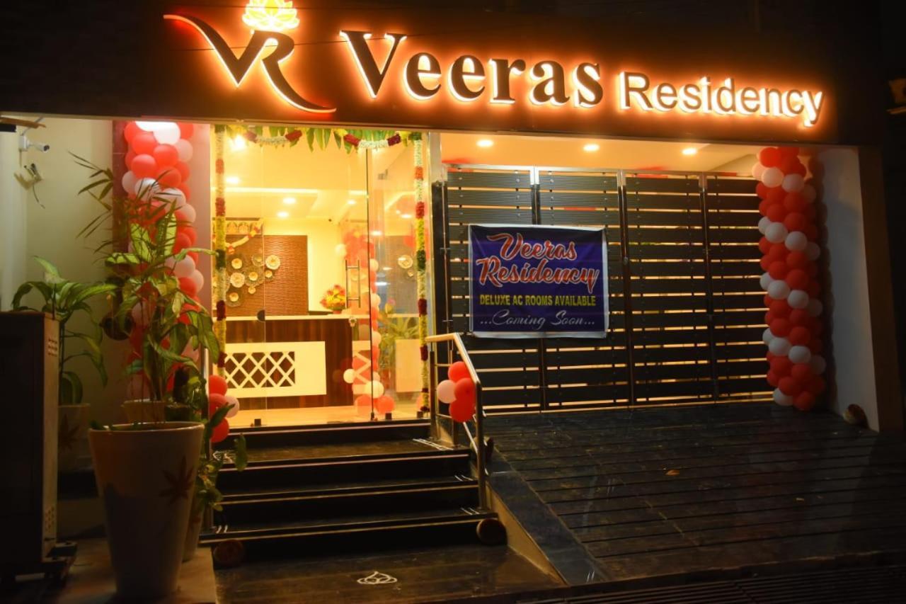 Veeras Residency Hotel Pondicherry Ngoại thất bức ảnh